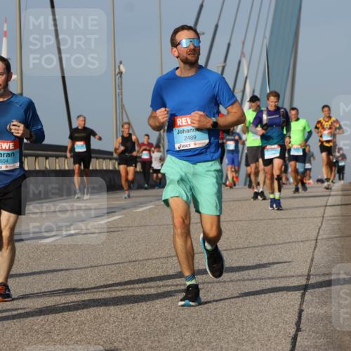 03.10.2026 - Köhlbrandbrückenlauf Strokosch-Dieckow http://msf.ph/oto/10607107 03.10.2026 09:45:50 Position 2 2604, 2489 meine-sportfotos.de