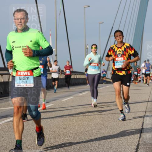 03.10.2026 - Köhlbrandbrückenlauf Strokosch-Dieckow http://msf.ph/oto/10607195 03.10.2026 09:46:03 Position 2 1118, 2074, 2209 meine-sportfotos.de