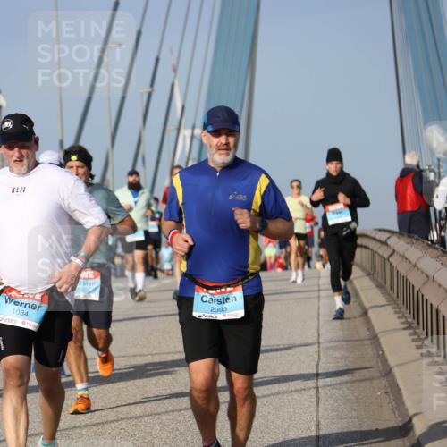 03.10.2026 - Köhlbrandbrückenlauf Strokosch-Dieckow http://msf.ph/oto/10607311 03.10.2026 09:46:14 Position 2 1034, 2503, 2393 meine-sportfotos.de