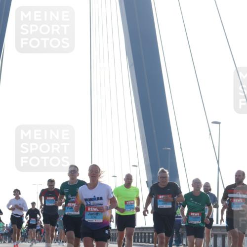 03.10.2026 - Köhlbrandbrückenlauf Tim E. http://msf.ph/oto/10609308 03.10.2026 09:23:12 Position 1 0, 3, 2344, 1298, 1532 meine-sportfotos.de