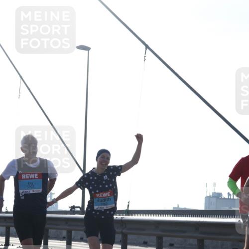 03.10.2026 - Köhlbrandbrückenlauf Tim E. http://msf.ph/oto/10609906 03.10.2026 09:24:07 Position 1 3797, 2262 meine-sportfotos.de