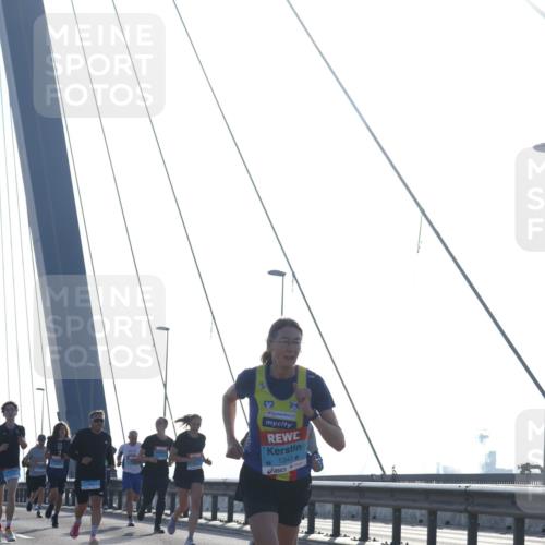 03.10.2026 - Köhlbrandbrückenlauf Tim E. http://msf.ph/oto/10610251 03.10.2026 09:24:41 Position 1 2, 1343 meine-sportfotos.de