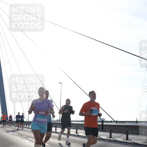 03.10.2026 - Köhlbrandbrückenlauf Tim E. http://msf.ph/oto/10611995 03.10.2026 09:27:47 Position 1 2609, 2633 meine-sportfotos.de