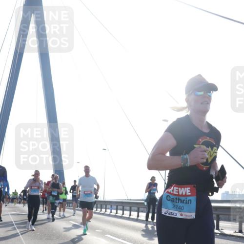 03.10.2026 - Köhlbrandbrückenlauf Tim E. http://msf.ph/oto/10612969 03.10.2026 09:29:16 Position 1 2740 meine-sportfotos.de