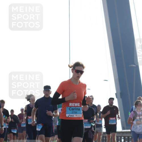 03.10.2026 - Köhlbrandbrückenlauf Tim E. http://msf.ph/oto/10613597 03.10.2026 09:30:12 Position 1 2706 meine-sportfotos.de