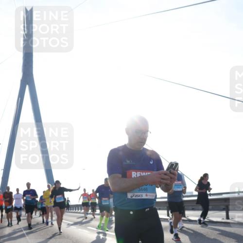 03.10.2026 - Köhlbrandbrückenlauf Tim E. http://msf.ph/oto/10615921 03.10.2026 09:33:13 Position 1 3446 meine-sportfotos.de