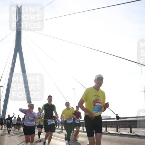 03.10.2026 - Köhlbrandbrückenlauf Tim E. http://msf.ph/oto/10616415 03.10.2026 09:33:49 Position 1 3848 meine-sportfotos.de