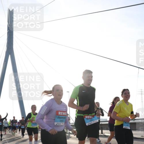 03.10.2026 - Köhlbrandbrückenlauf Tim E. http://msf.ph/oto/10616441 03.10.2026 09:33:50 Position 1 2906, 2801 meine-sportfotos.de