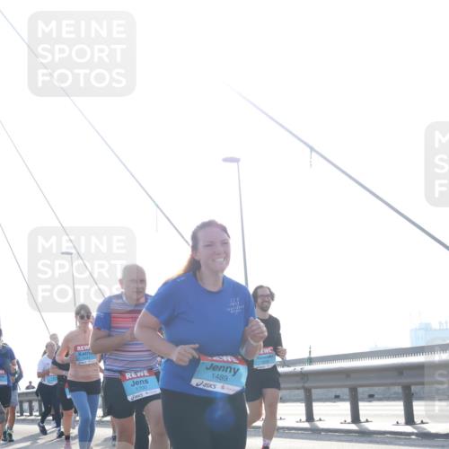 03.10.2026 - Köhlbrandbrückenlauf Tim E. http://msf.ph/oto/10616803 03.10.2026 09:34:13 Position 1 1700, 1489 meine-sportfotos.de