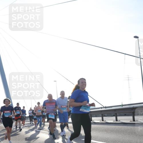 03.10.2026 - Köhlbrandbrückenlauf Tim E. http://msf.ph/oto/10616824 03.10.2026 09:34:14 Position 1 1489 meine-sportfotos.de