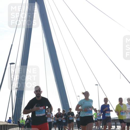 03.10.2026 - Köhlbrandbrückenlauf Tim E. http://msf.ph/oto/10616937 03.10.2026 09:34:21 Position 1 2857, 1856 meine-sportfotos.de