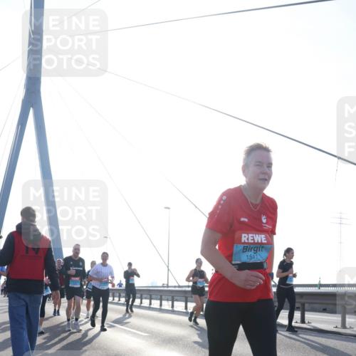 03.10.2026 - Köhlbrandbrückenlauf Tim E. http://msf.ph/oto/10617282 03.10.2026 09:34:50 Position 1 1511 meine-sportfotos.de