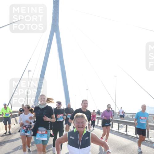 03.10.2026 - Köhlbrandbrückenlauf Tim E. http://msf.ph/oto/10617593 03.10.2026 09:35:20 Position 1 2819 meine-sportfotos.de