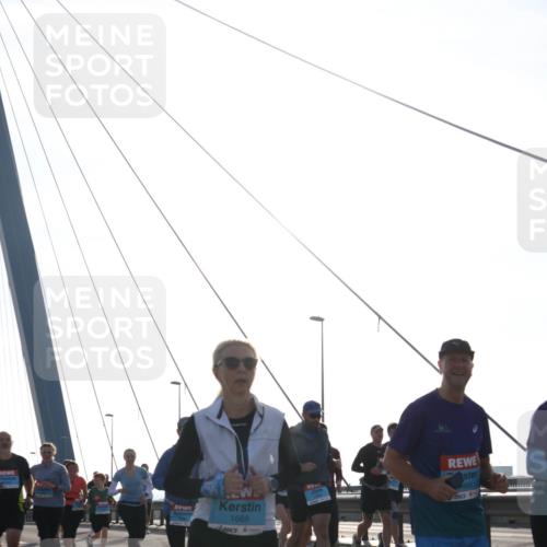 03.10.2026 - Köhlbrandbrückenlauf Tim E. http://msf.ph/oto/10617820 03.10.2026 09:35:48 Position 1 1669 meine-sportfotos.de