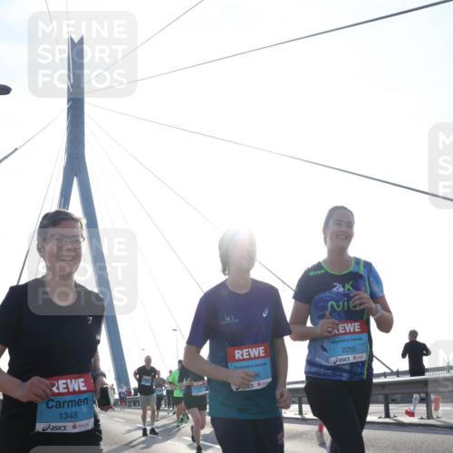 03.10.2026 - Köhlbrandbrückenlauf Tim E. http://msf.ph/oto/10618509 03.10.2026 09:36:38 Position 1 7, 2, 2255, 1348 meine-sportfotos.de