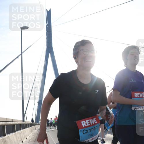 03.10.2026 - Köhlbrandbrückenlauf Tim E. http://msf.ph/oto/10618512 03.10.2026 09:36:38 Position 1 7, 1348 meine-sportfotos.de
