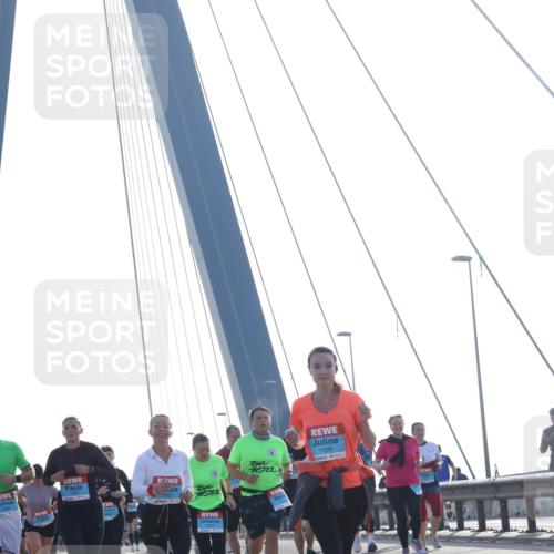 03.10.2026 - Köhlbrandbrückenlauf Tim E. http://msf.ph/oto/10618541 03.10.2026 09:36:43 Position 1 1586 meine-sportfotos.de