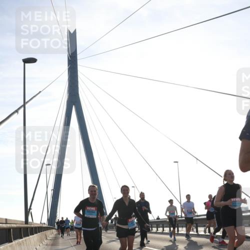 03.10.2026 - Köhlbrandbrückenlauf Tim E. http://msf.ph/oto/10618798 03.10.2026 09:36:58 Position 1 1341 meine-sportfotos.de