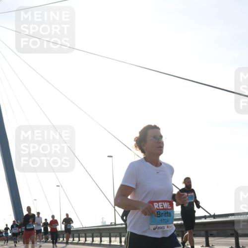 03.10.2026 - Köhlbrandbrückenlauf Tim E. http://msf.ph/oto/10618874 03.10.2026 09:37:03 Position 1 1704 meine-sportfotos.de
