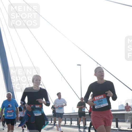 03.10.2026 - Köhlbrandbrückenlauf Tim E. http://msf.ph/oto/10618924 03.10.2026 09:37:06 Position 1 2866, 2835 meine-sportfotos.de