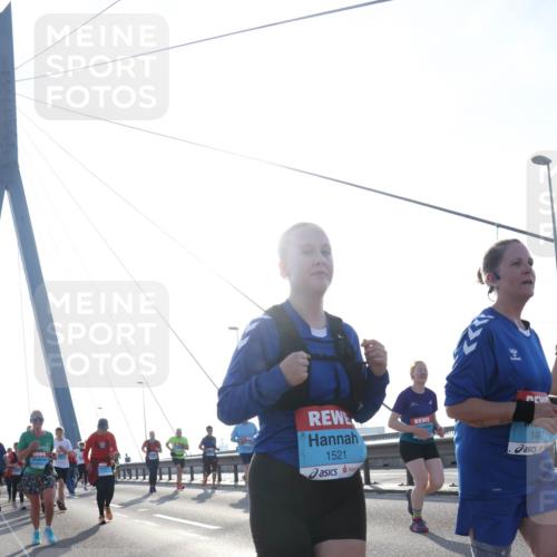 03.10.2026 - Köhlbrandbrückenlauf Tim E. http://msf.ph/oto/10619469 03.10.2026 09:37:44 Position 1 1521, 1487 meine-sportfotos.de