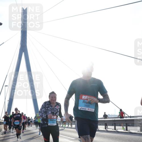 03.10.2026 - Köhlbrandbrückenlauf Tim E. http://msf.ph/oto/10620065 03.10.2026 09:38:30 Position 1 2652, 3500 meine-sportfotos.de