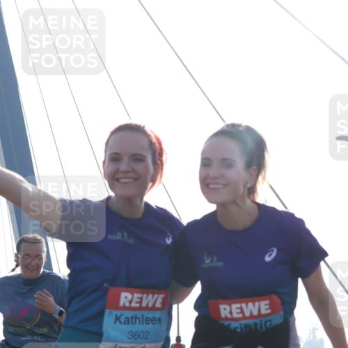03.10.2026 - Köhlbrandbrückenlauf Tim E. http://msf.ph/oto/10620159 03.10.2026 09:38:36 Position 1 3602 meine-sportfotos.de