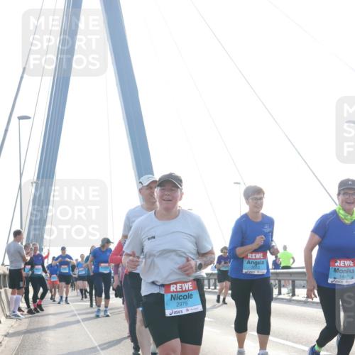 03.10.2026 - Köhlbrandbrückenlauf Tim E. http://msf.ph/oto/10620917 03.10.2026 09:39:54 Position 1 2979, 3312, 1497 meine-sportfotos.de