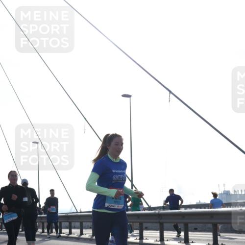 03.10.2026 - Köhlbrandbrückenlauf Tim E. http://msf.ph/oto/10621670 03.10.2026 09:41:07 Position 1 3151, 1013 meine-sportfotos.de