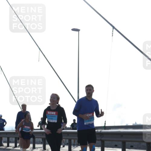03.10.2026 - Köhlbrandbrückenlauf Tim E. http://msf.ph/oto/10625134 03.10.2026 09:41:28 Position 1 3180, 2797 meine-sportfotos.de