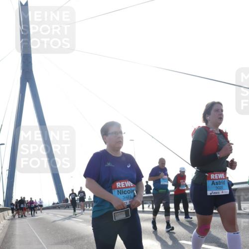 03.10.2026 - Köhlbrandbrückenlauf Tim E. http://msf.ph/oto/10625394 03.10.2026 09:41:49 Position 1 3481, 3028 meine-sportfotos.de
