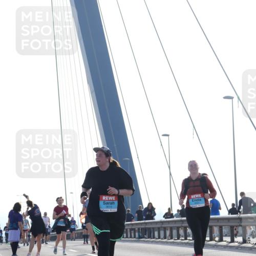 03.10.2026 - Köhlbrandbrückenlauf Tim E. http://msf.ph/oto/10625552 03.10.2026 09:42:03 Position 1 3614, 3551 meine-sportfotos.de