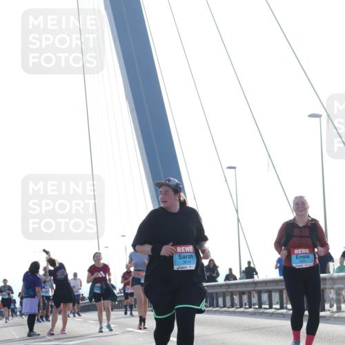03.10.2026 - Köhlbrandbrückenlauf Tim E. http://msf.ph/oto/10625558 03.10.2026 09:42:04 Position 1 3614, 3551 meine-sportfotos.de