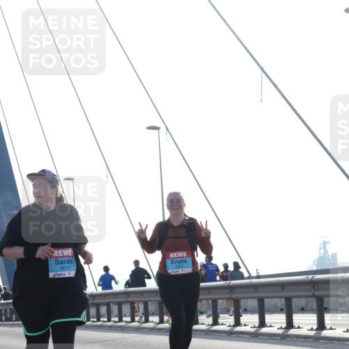 03.10.2026 - Köhlbrandbrückenlauf Tim E. http://msf.ph/oto/10625576 03.10.2026 09:42:05 Position 1 3614, 3551 meine-sportfotos.de