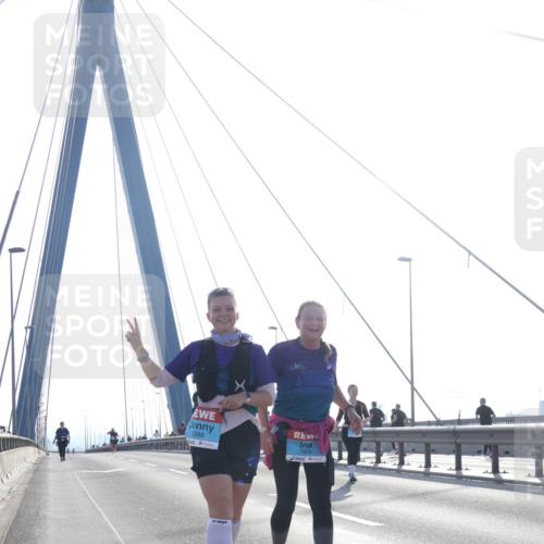 03.10.2026 - Köhlbrandbrückenlauf Tim E. http://msf.ph/oto/10627128 03.10.2026 09:45:41 Position 1 3388, 1332 meine-sportfotos.de