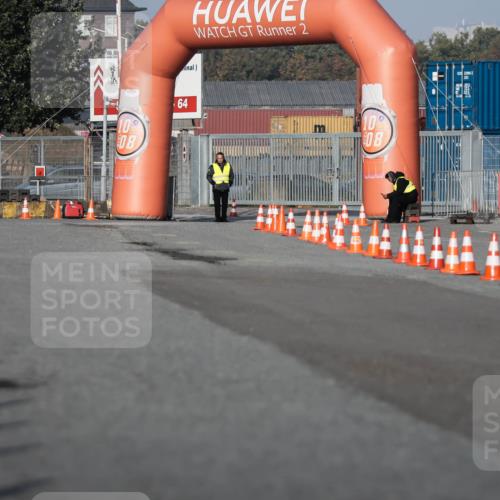 03.10.2026 - Köhlbrandbrückenlauf H.Heesch http://msf.ph/oto/10653768 03.10.2026 09:38:01 Ziel  meine-sportfotos.de