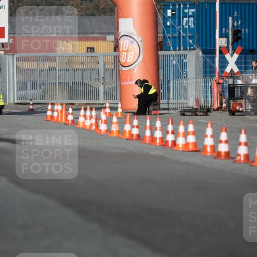 03.10.2026 - Köhlbrandbrückenlauf H.Heesch http://msf.ph/oto/10653793 03.10.2026 09:38:13 Ziel  meine-sportfotos.de