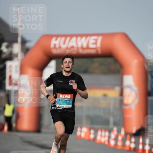 03.10.2026 - Köhlbrandbrückenlauf H.Heesch http://msf.ph/oto/10653825 03.10.2026 09:43:02 Ziel 1773 meine-sportfotos.de