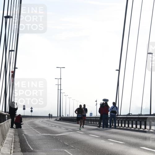 03.10.2026 - Köhlbrandbrückenlauf LenaG. http://msf.ph/oto/10656114 03.10.2026 09:15:31 Position 1  meine-sportfotos.de