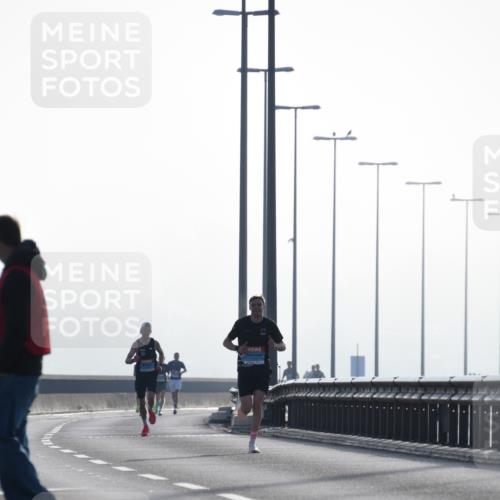 03.10.2026 - Köhlbrandbrückenlauf LenaG. http://msf.ph/oto/10656156 03.10.2026 09:15:51 Position 1  meine-sportfotos.de