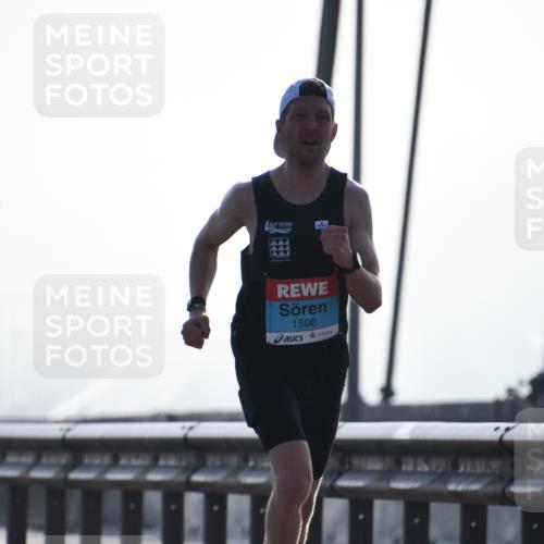03.10.2026 - Köhlbrandbrückenlauf LenaG. http://msf.ph/oto/10656195 03.10.2026 09:16:10 Position 1 1508 meine-sportfotos.de