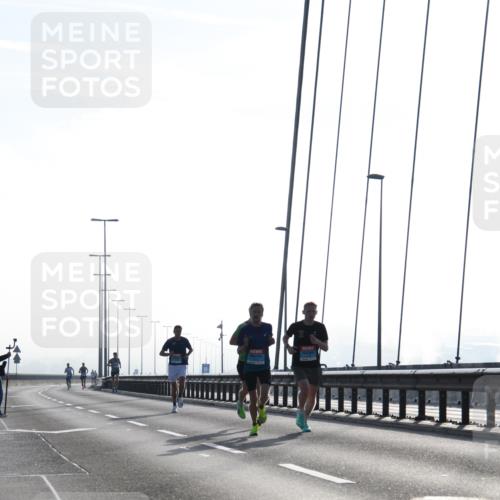 03.10.2026 - Köhlbrandbrückenlauf LenaG. http://msf.ph/oto/10656240 03.10.2026 09:16:35 Position 1  meine-sportfotos.de