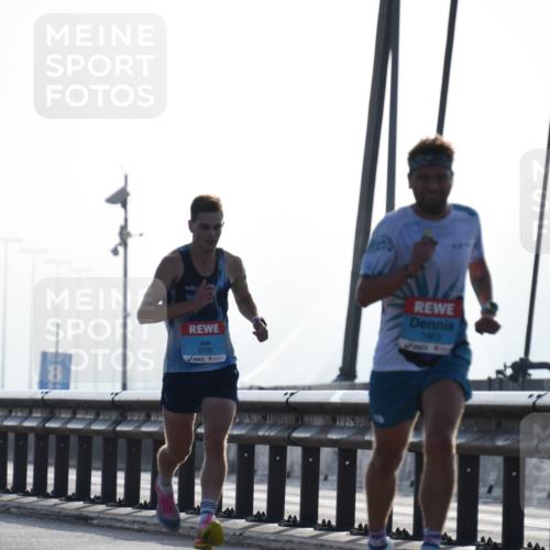 03.10.2026 - Köhlbrandbrückenlauf LenaG. http://msf.ph/oto/10656370 03.10.2026 09:16:59 Position 1 3735, 1063 meine-sportfotos.de