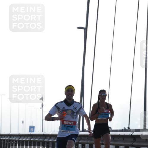 03.10.2026 - Köhlbrandbrückenlauf LenaG. http://msf.ph/oto/10656396 03.10.2026 09:17:24 Position 1 1324, 1467 meine-sportfotos.de