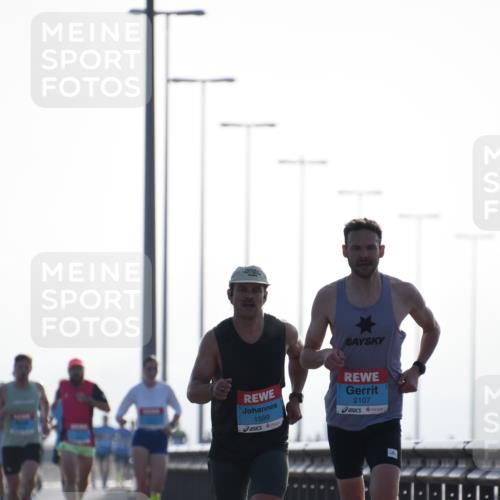 03.10.2026 - Köhlbrandbrückenlauf LenaG. http://msf.ph/oto/10656433 03.10.2026 09:17:40 Position 1 1599, 2107 meine-sportfotos.de