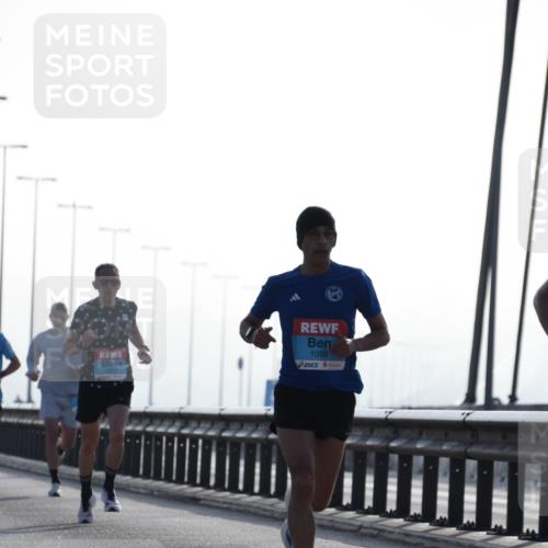 03.10.2026 - Köhlbrandbrückenlauf LenaG. http://msf.ph/oto/10656479 03.10.2026 09:17:55 Position 1 1083 meine-sportfotos.de