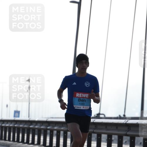03.10.2026 - Köhlbrandbrückenlauf LenaG. http://msf.ph/oto/10656487 03.10.2026 09:17:56 Position 1 1083 meine-sportfotos.de
