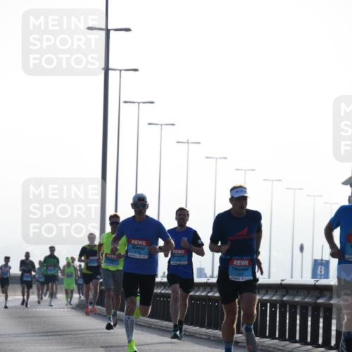 03.10.2026 - Köhlbrandbrückenlauf LenaG. http://msf.ph/oto/10656544 03.10.2026 09:18:21 Position 1 2134 meine-sportfotos.de