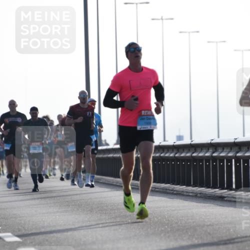 03.10.2026 - Köhlbrandbrückenlauf LenaG. http://msf.ph/oto/10656627 03.10.2026 09:18:55 Position 1 1939 meine-sportfotos.de