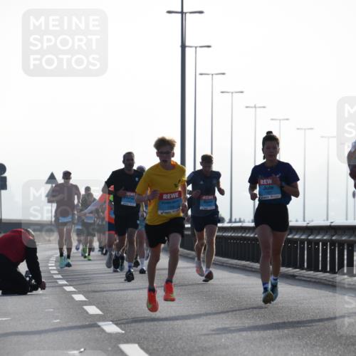 03.10.2026 - Köhlbrandbrückenlauf LenaG. http://msf.ph/oto/10656794 03.10.2026 09:19:44 Position 1 1296, 1357 meine-sportfotos.de
